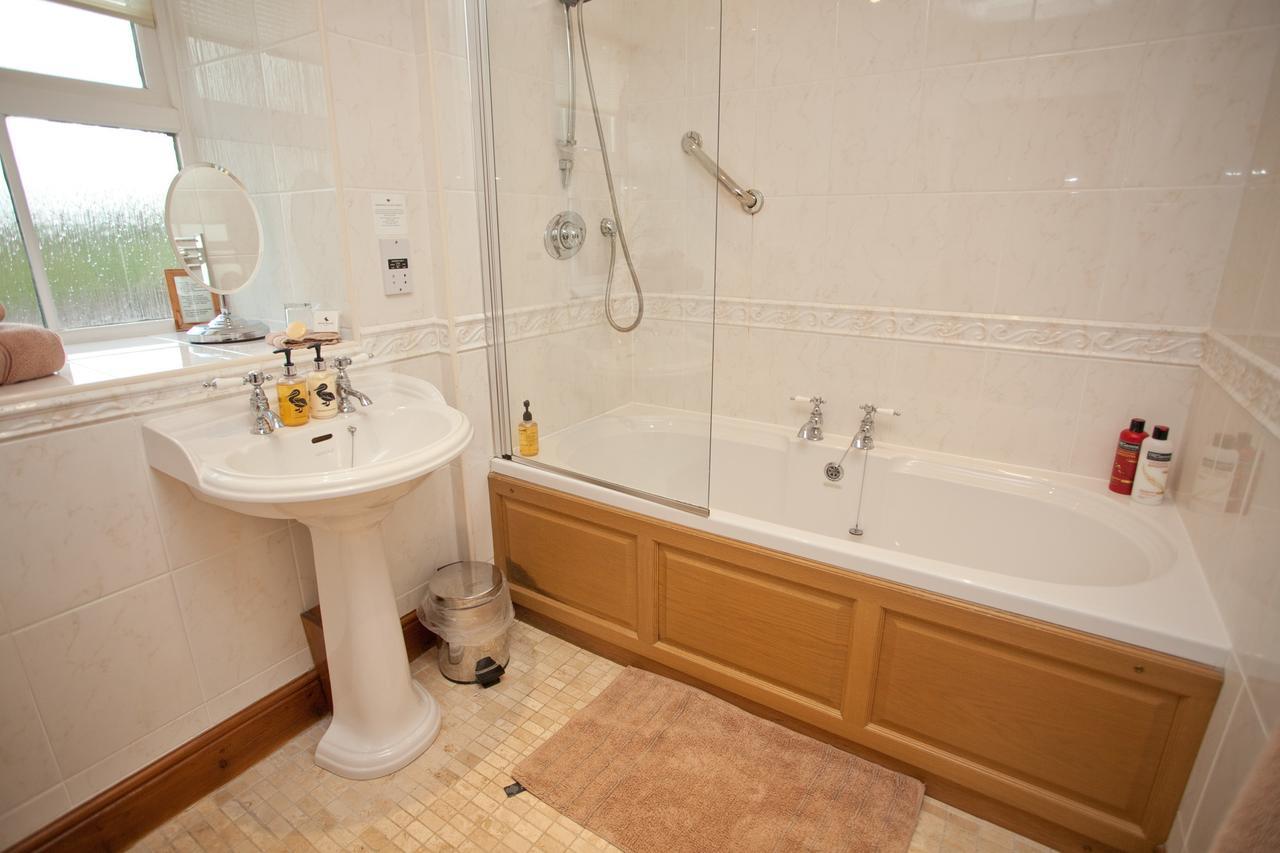 Country Getaway - Tosson Tower Farm Bed & Breakfast Rothbury Room photo